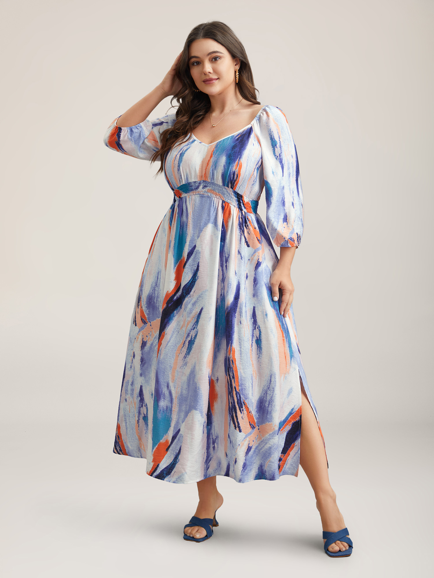 Plus Size Abstract Print Waist-Cinched Split Hem Maxi Dress Multicolor Women Elegant Gathered Heart neckline Elbow-length sleeve Curvy BloomChic 18-20/2X 