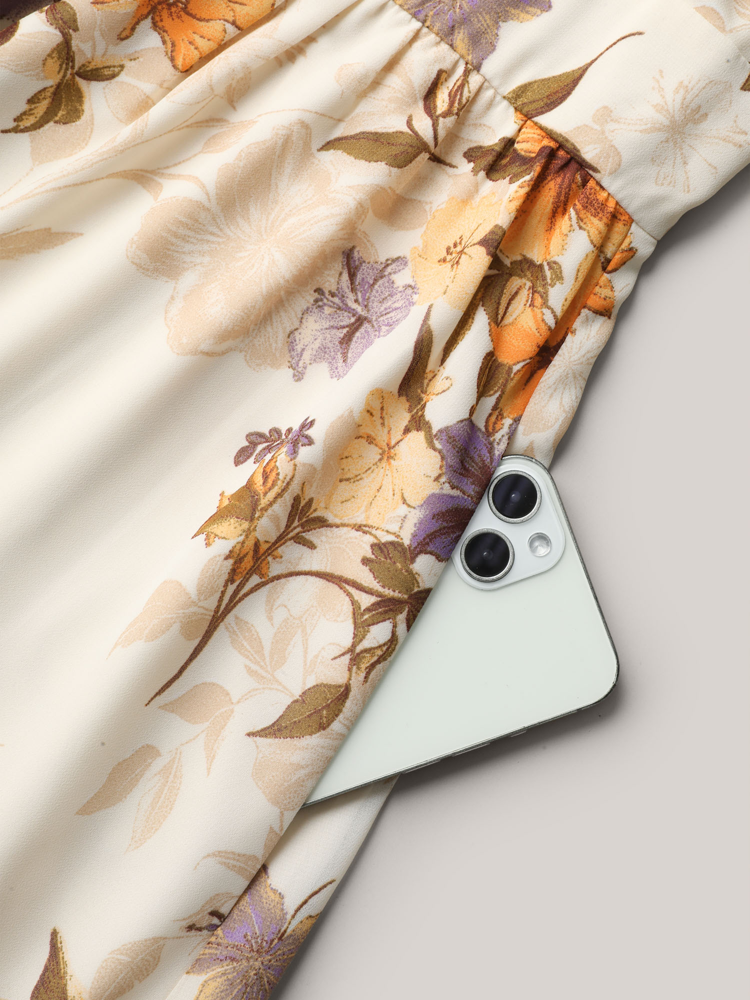 Plus Size Chiffon Floral Waist-Cinched Maxi Dress Beige Women Elegant Gathered Heart neckline Half Sleeve Curvy BloomChic 26/4X 