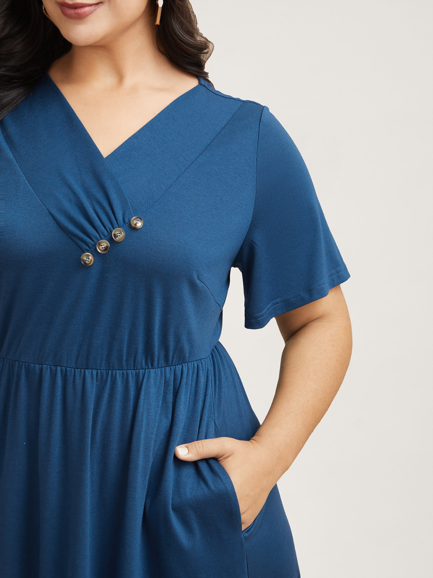 Plus Size Button Detail Pleated Pockets Midi Dress Mediumblue Women Casual Gathered V-neck Short sleeve Curvy BloomChic 10/M 