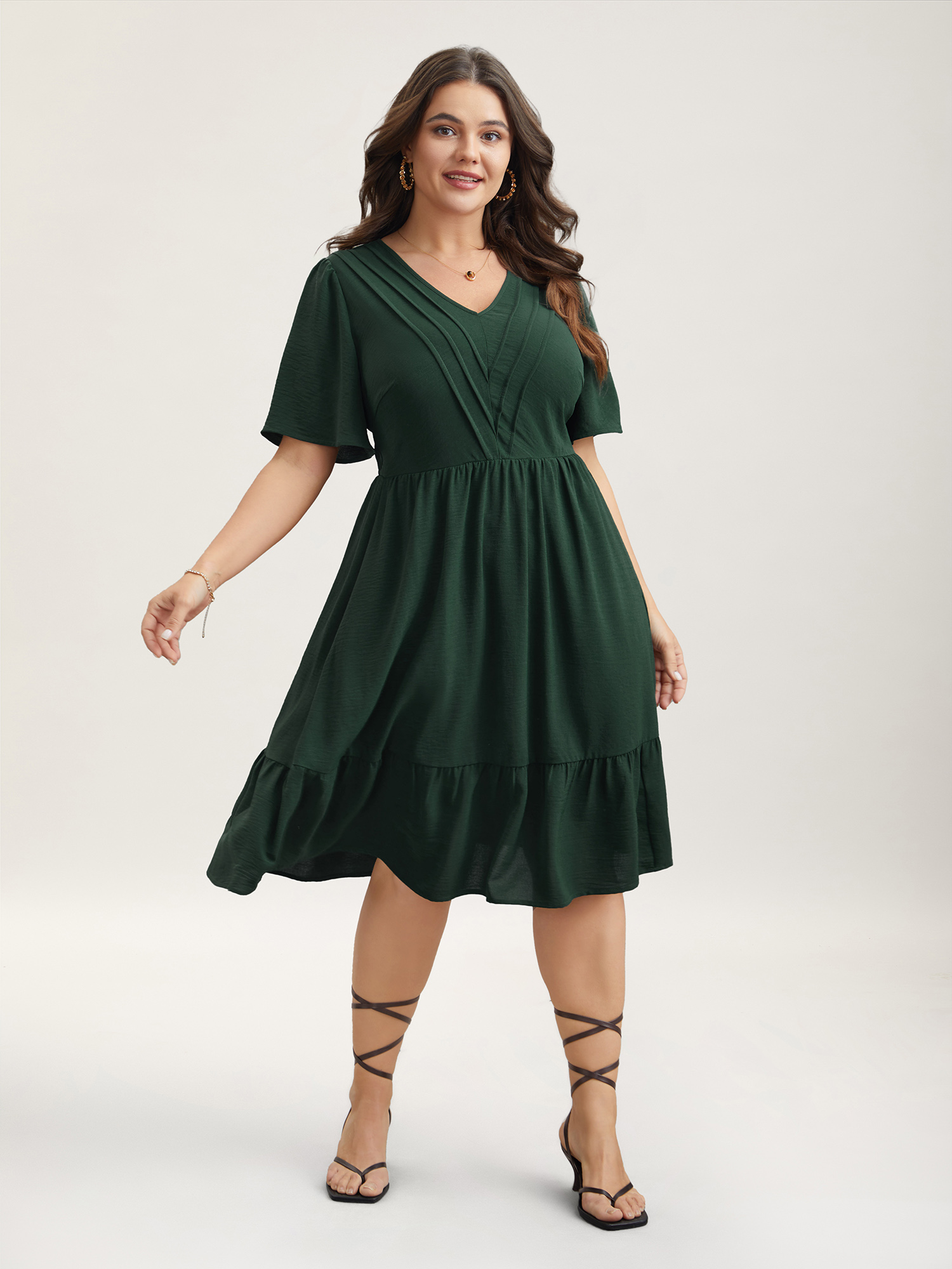 Plus Size Bib-Front V-Neck Pockets Tiered Midi Dress DarkGreen Women Elegant Tucked seam V-neck Short sleeve Curvy BloomChic 14-16/1X 