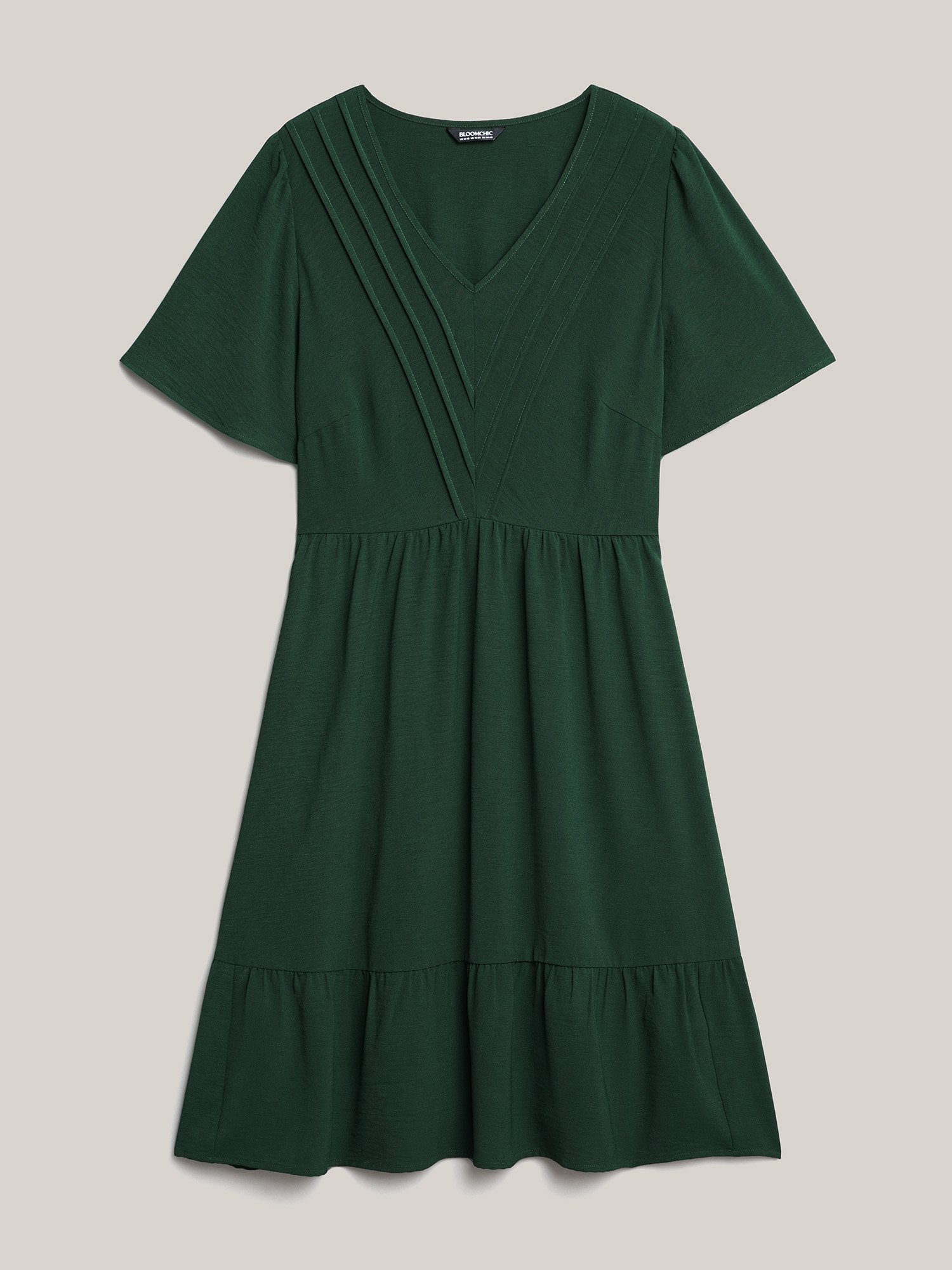 Plus Size Bib-Front V-Neck Pockets Tiered Midi Dress DarkGreen Women Elegant Tucked seam V-neck Short sleeve Curvy BloomChic 14-16/1X 