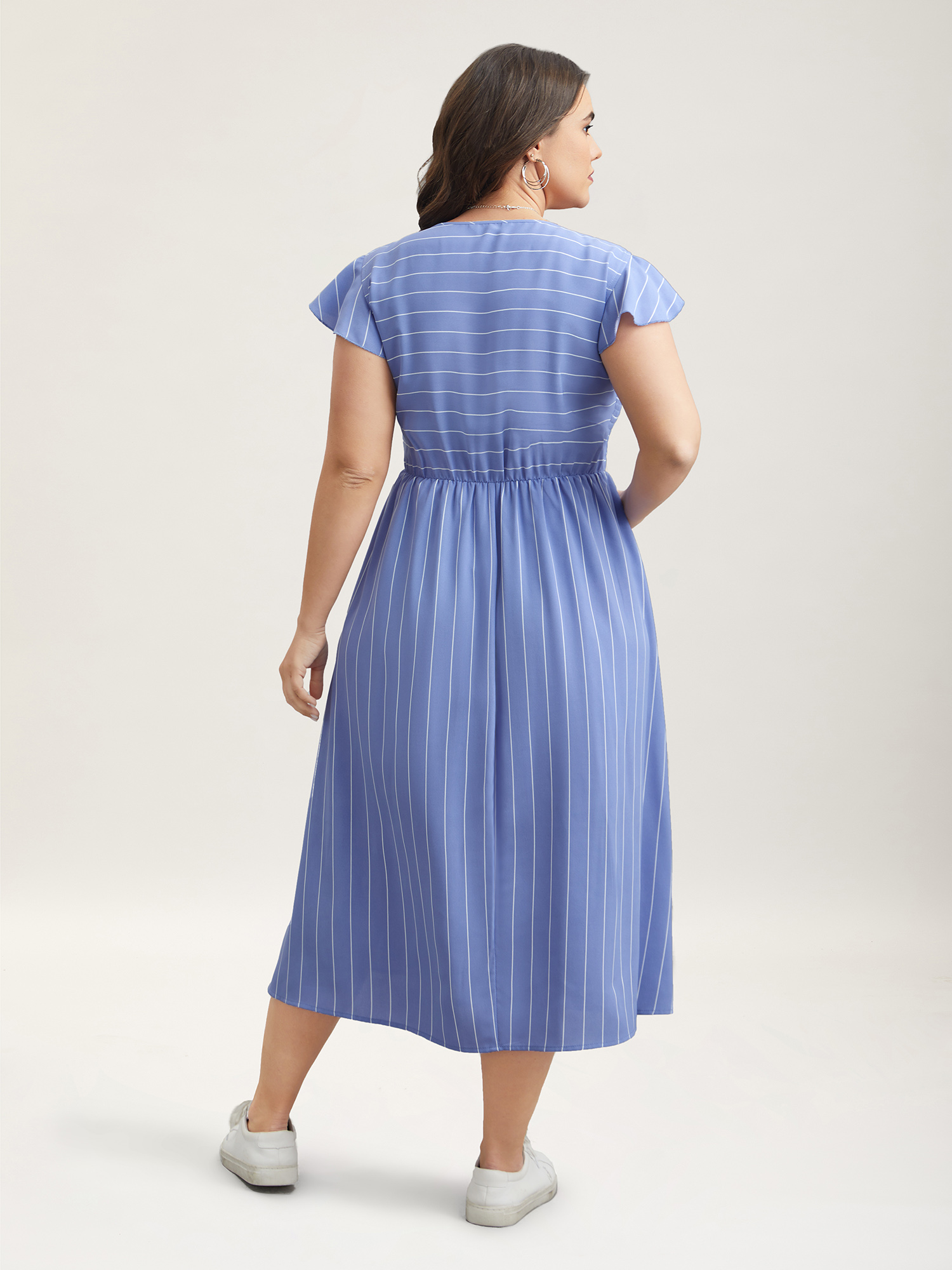 Plus Size Striped Shirred Flutter Sleeve Midi Dress Skyblue Women Casual Shirred Square Neck Cap Sleeve Curvy BloomChic 12/L 