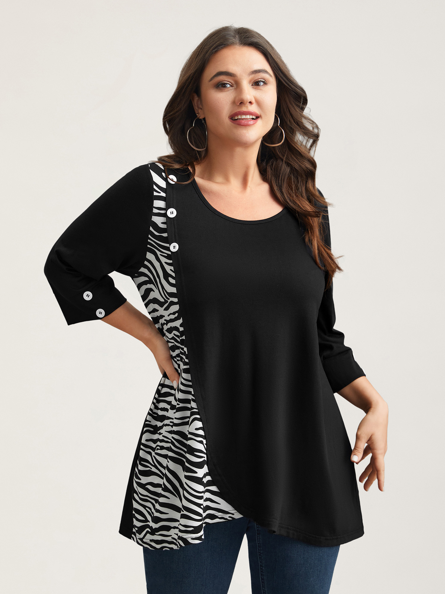 Plus Size Zebra Print Panel Round Neck T-Shirt Black Women Casual Contrast Round Neck Loose Everyday T-shirts BloomChic 22-24/3X 