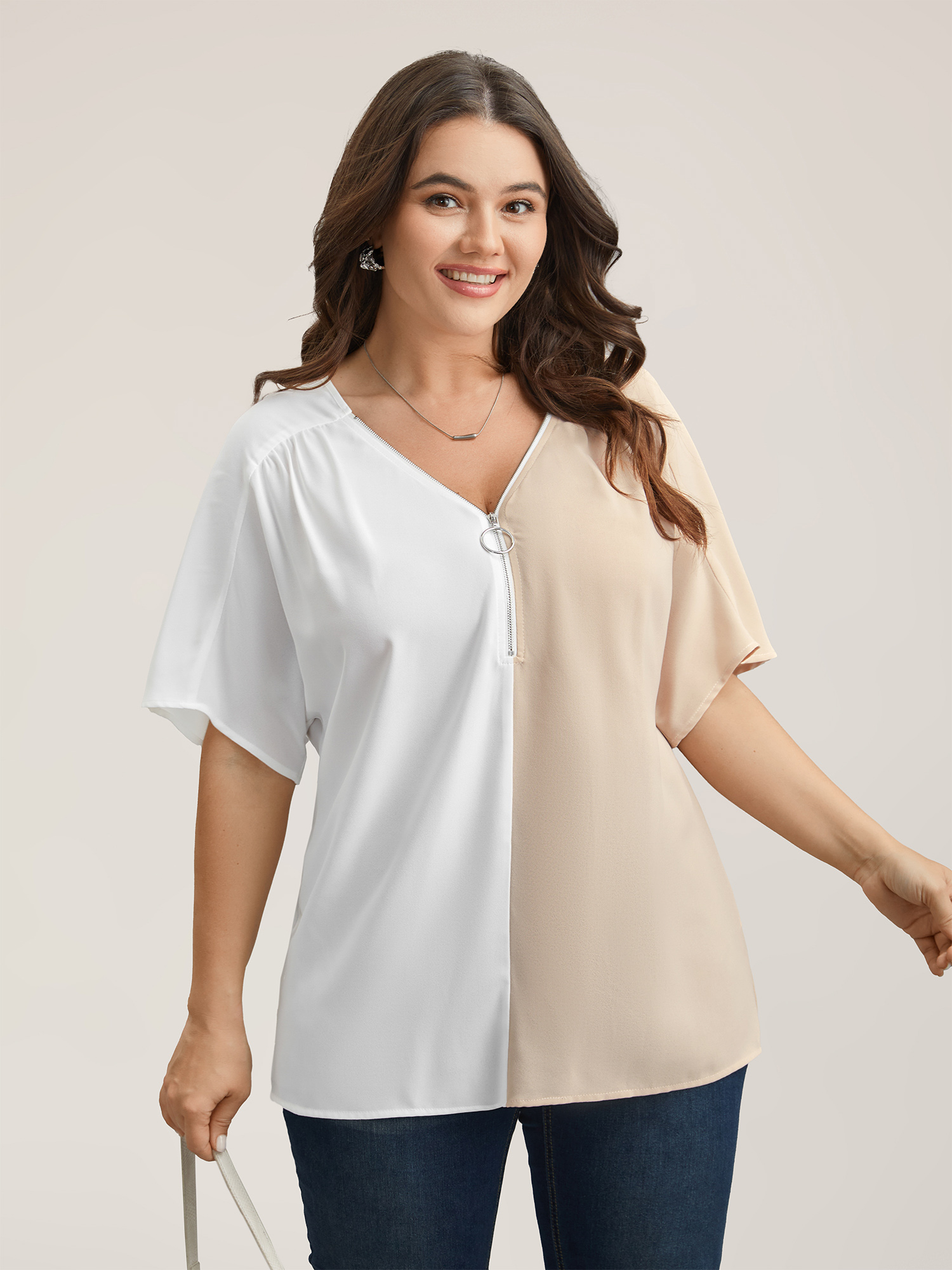 Plus Size Multicolor Sheer Zipper-Front V-Neck Shirt Women At the Office Short sleeve V-neck Work Blouses BloomChic 28/5X 