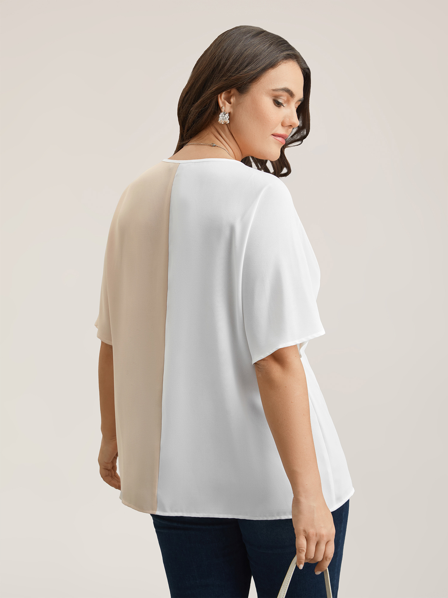 Plus Size Multicolor Sheer Zipper-Front V-Neck Shirt Women At the Office Short sleeve V-neck Work Blouses BloomChic 28/5X 