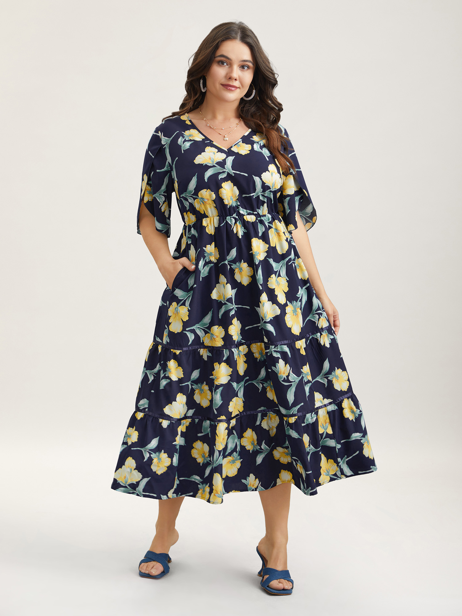 Plus Size Spring Flowers V-Neck Tiered Midi Dress Indigo Women Elegant Overlapping V-neck Half Sleeve Curvy BloomChic 12/L 