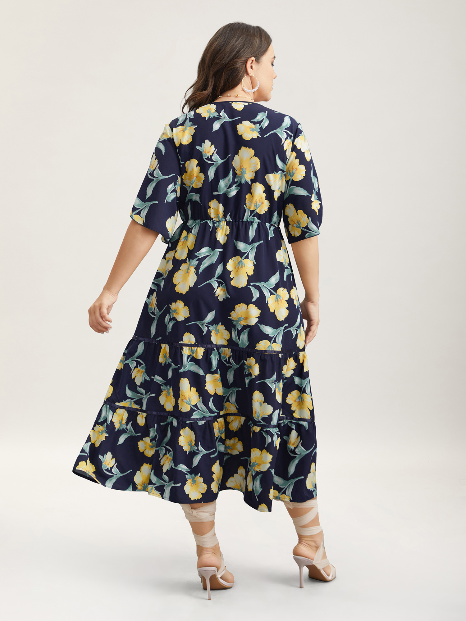 Plus Size Spring Flowers V-Neck Tiered Midi Dress Indigo Women Elegant Overlapping V-neck Half Sleeve Curvy BloomChic 12/L 