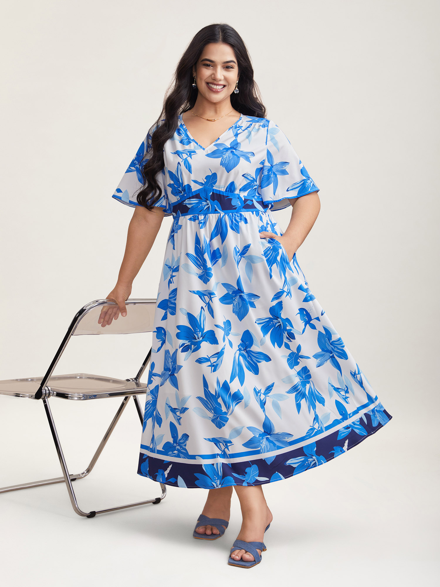 

Plus Size Positioned Floral Waist-Cinched Midi Dress DarkBlue Women Elegant Gathered V-neck Half Sleeve Curvy BloomChic