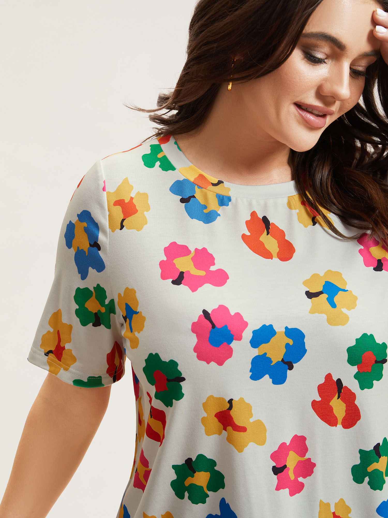 Plus Size Multi-Color Floral Print Fitted T-Shirt Multicolor Women Casual Non Round Neck Everyday T-shirts BloomChic 18-20/2X 