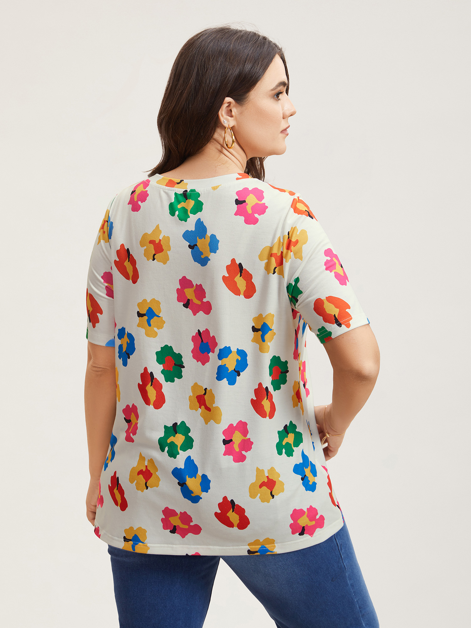 Plus Size Multi-Color Floral Print Fitted T-Shirt Multicolor Women Casual Non Round Neck Everyday T-shirts BloomChic 18-20/2X 