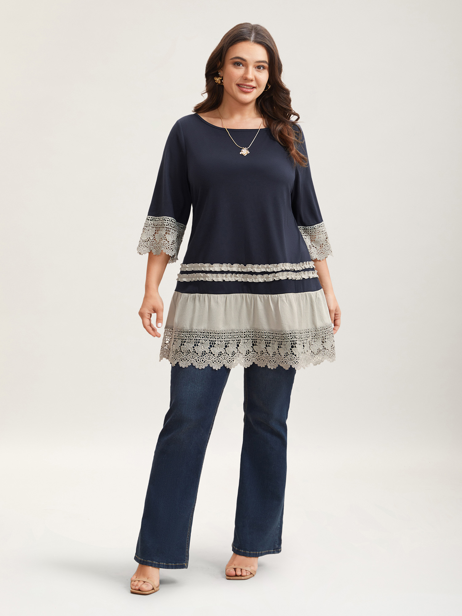 Plus Size Lace Panel Color Contrast Tunic T-Shirt Navy Women Elegant Woven ribbon&lace trim Boat Neck Loose Everyday T-shirts BloomChic 28/5X 