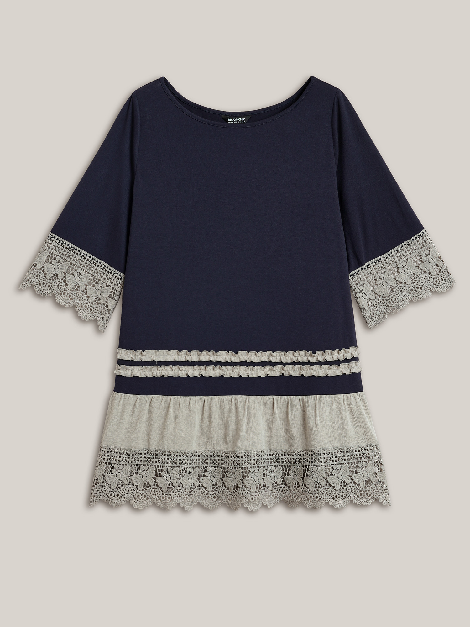 Plus Size Lace Panel Color Contrast Tunic T-Shirt Navy Women Elegant Woven ribbon&lace trim Boat Neck Loose Everyday T-shirts BloomChic 28/5X 