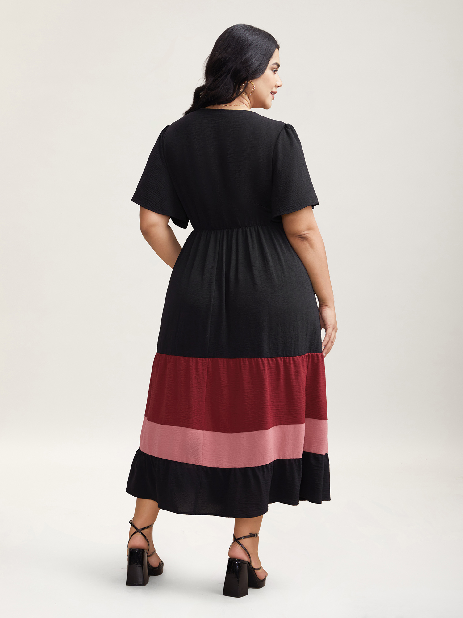 Plus Size Color Contrast Flutter Sleeve Tiered Midi Dress Scarlet Women Elegant Gathered Overlap Collar Short sleeve Curvy BloomChic 30/6X 