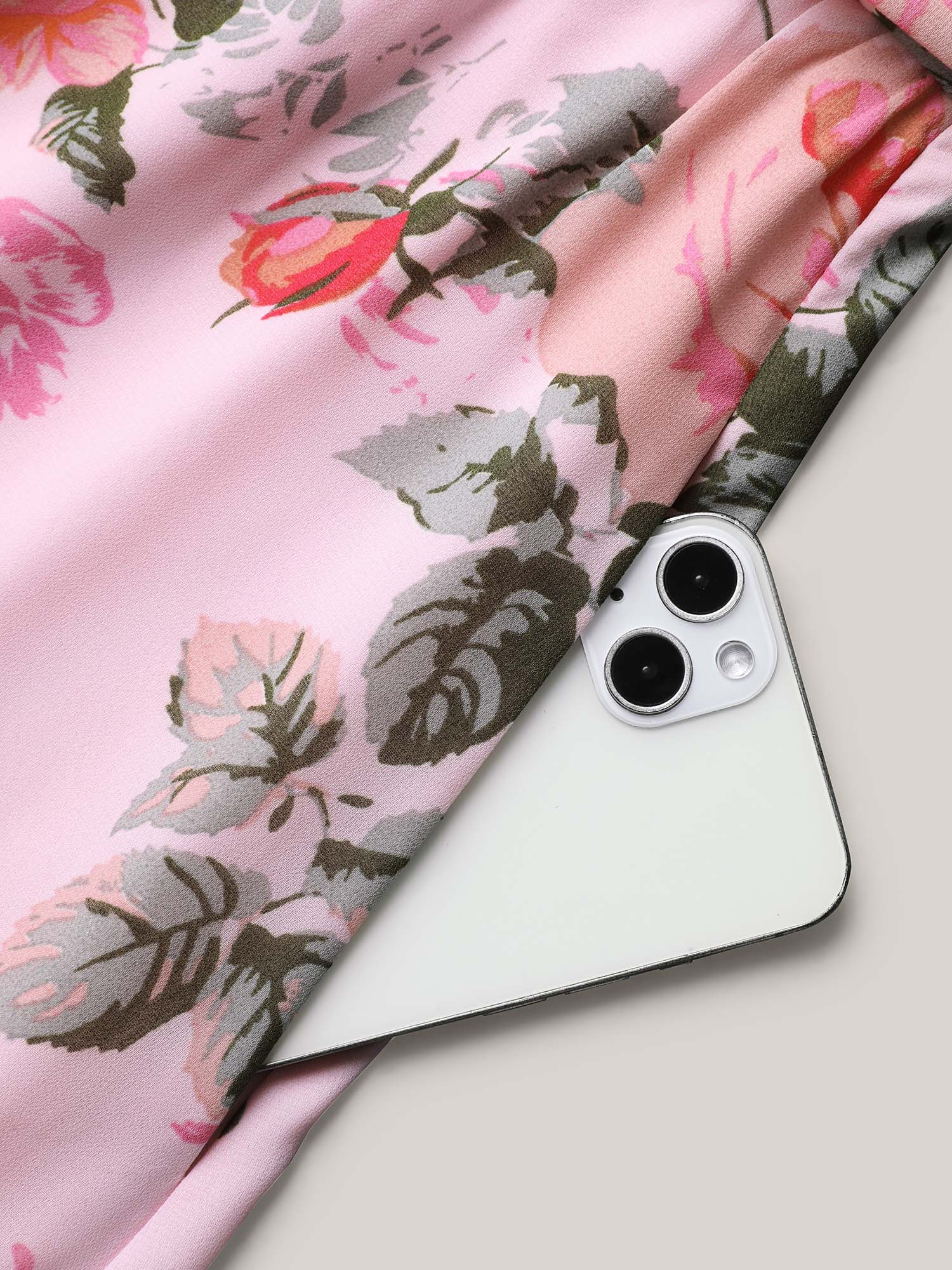 Plus Size Rosy Print Pockets Pleated Midi Dress MistyRose Women Elegant Gathered V-neck Elbow-length sleeve Curvy BloomChic 12/L 