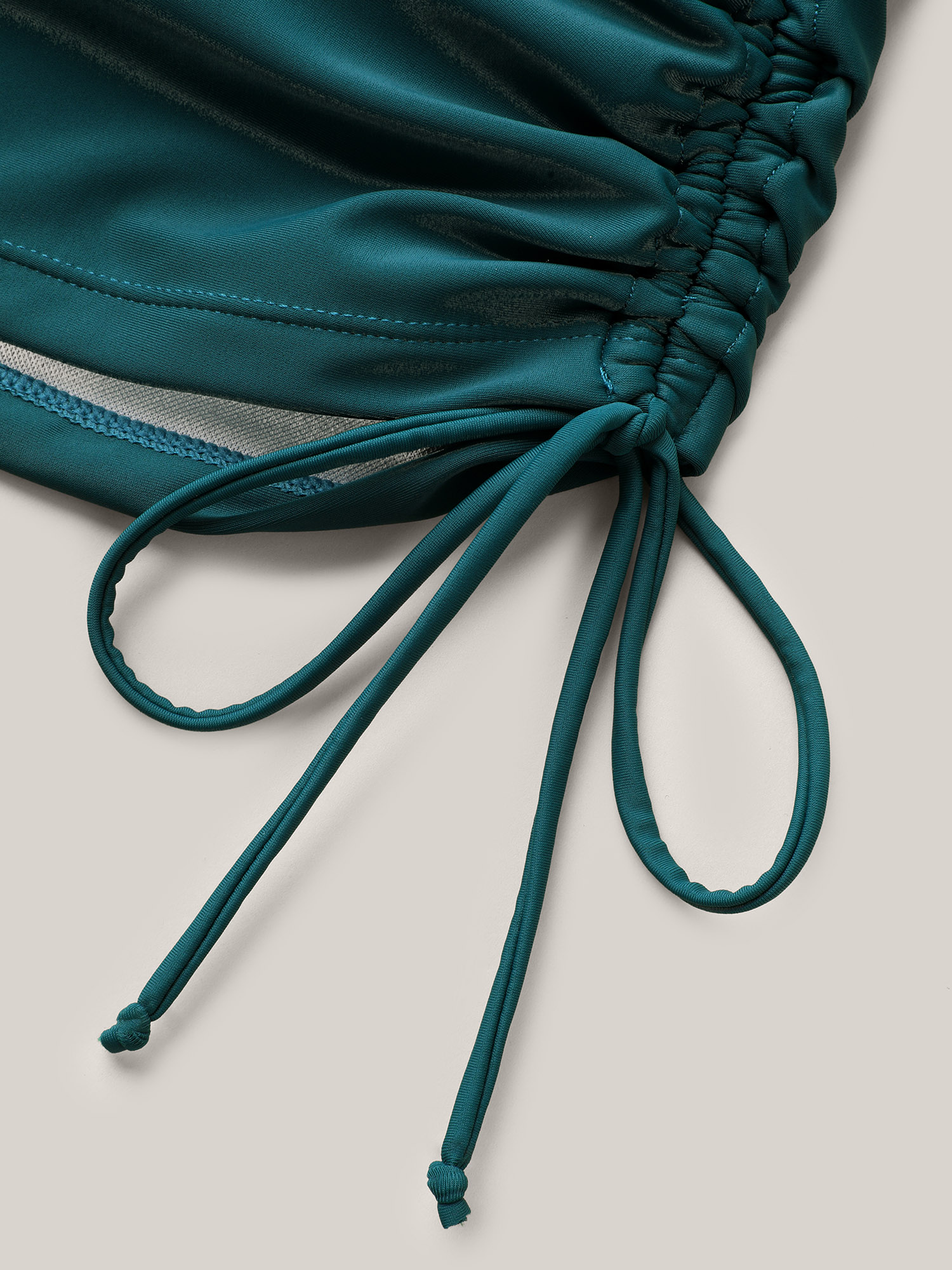 Plus Size Twist Front Ruched Drawstring Swim Top Women`s Swimwear Cyan Beach Twist High stretch Skinny Heart neckline Curve Swim Tops BloomChic 30/6X 