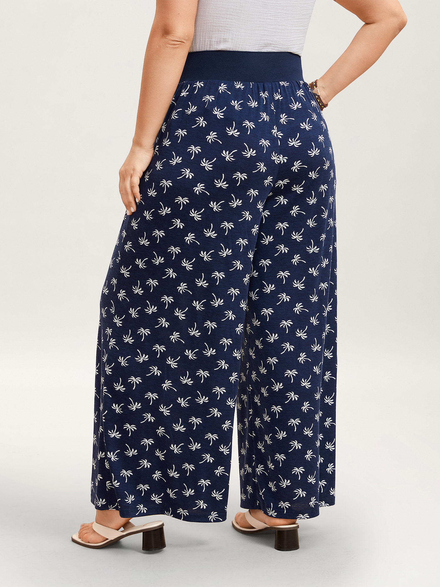 

Plus Size Color Block Printed Drawstring Straight Pants Women Indigo Resort Wide Leg Mid Rise Vacation Pants BloomChic