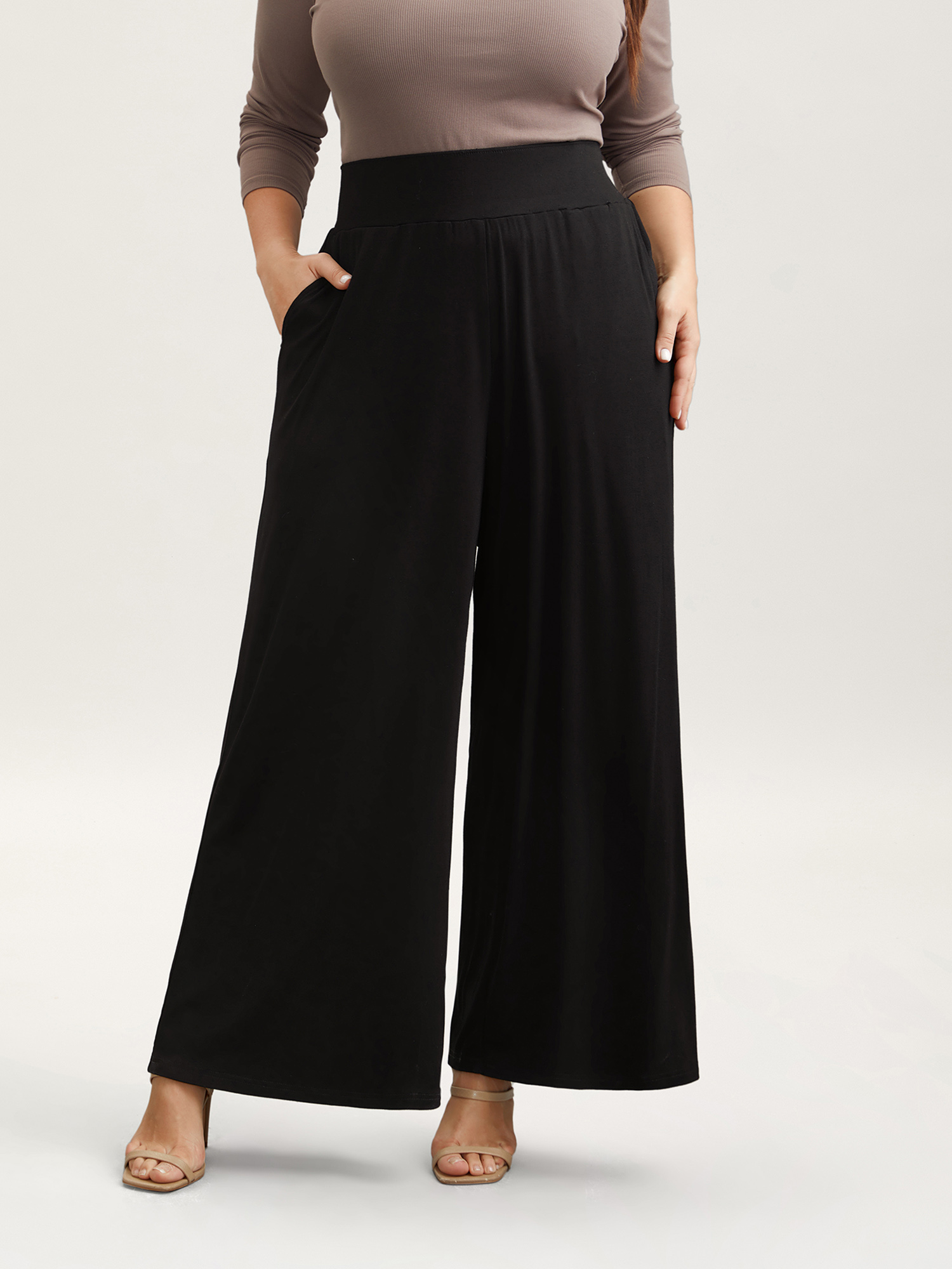 Plus Size Stretchy Waist Straight-Leg Pants Women Black Casual Wide Leg Mid Rise Everyday Pants BloomChic 10/M 