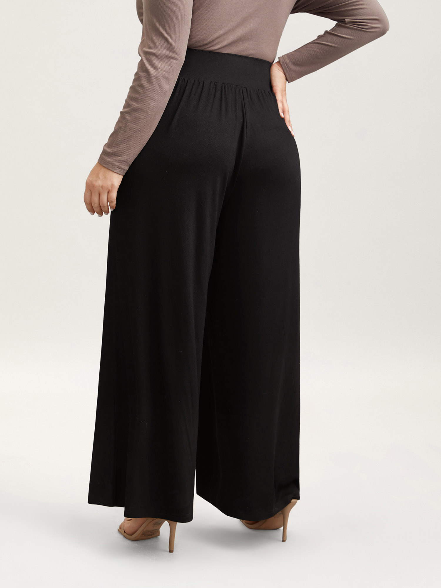 Plus Size Stretchy Waist Straight-Leg Pants Women Black Casual Wide Leg Mid Rise Everyday Pants BloomChic 10/M 