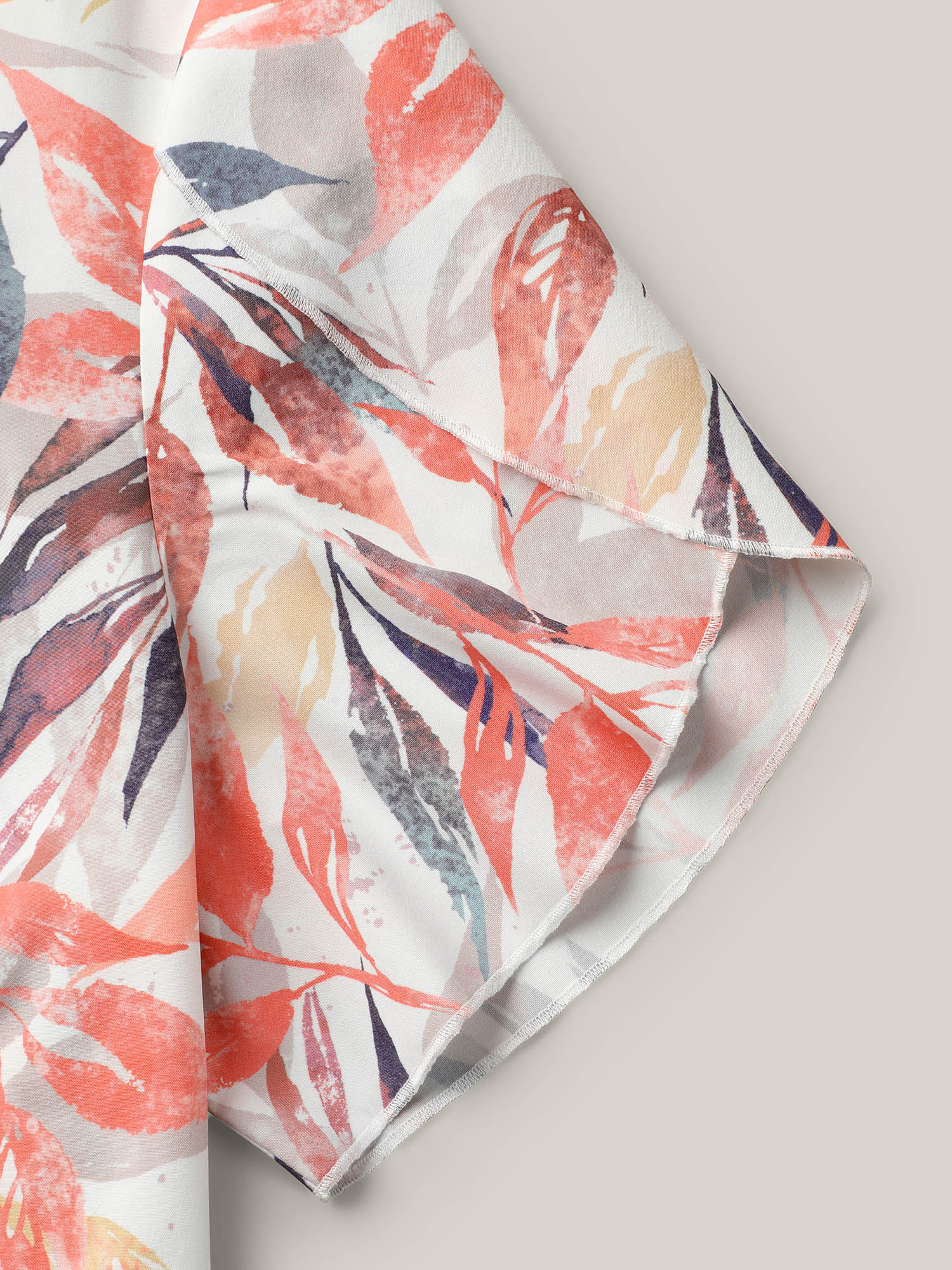 Plus Size Multicolor Floral Petal Sleeve Pleated Shirt Women At the Office Short sleeve Round Neck Work Blouses BloomChic 10/M 