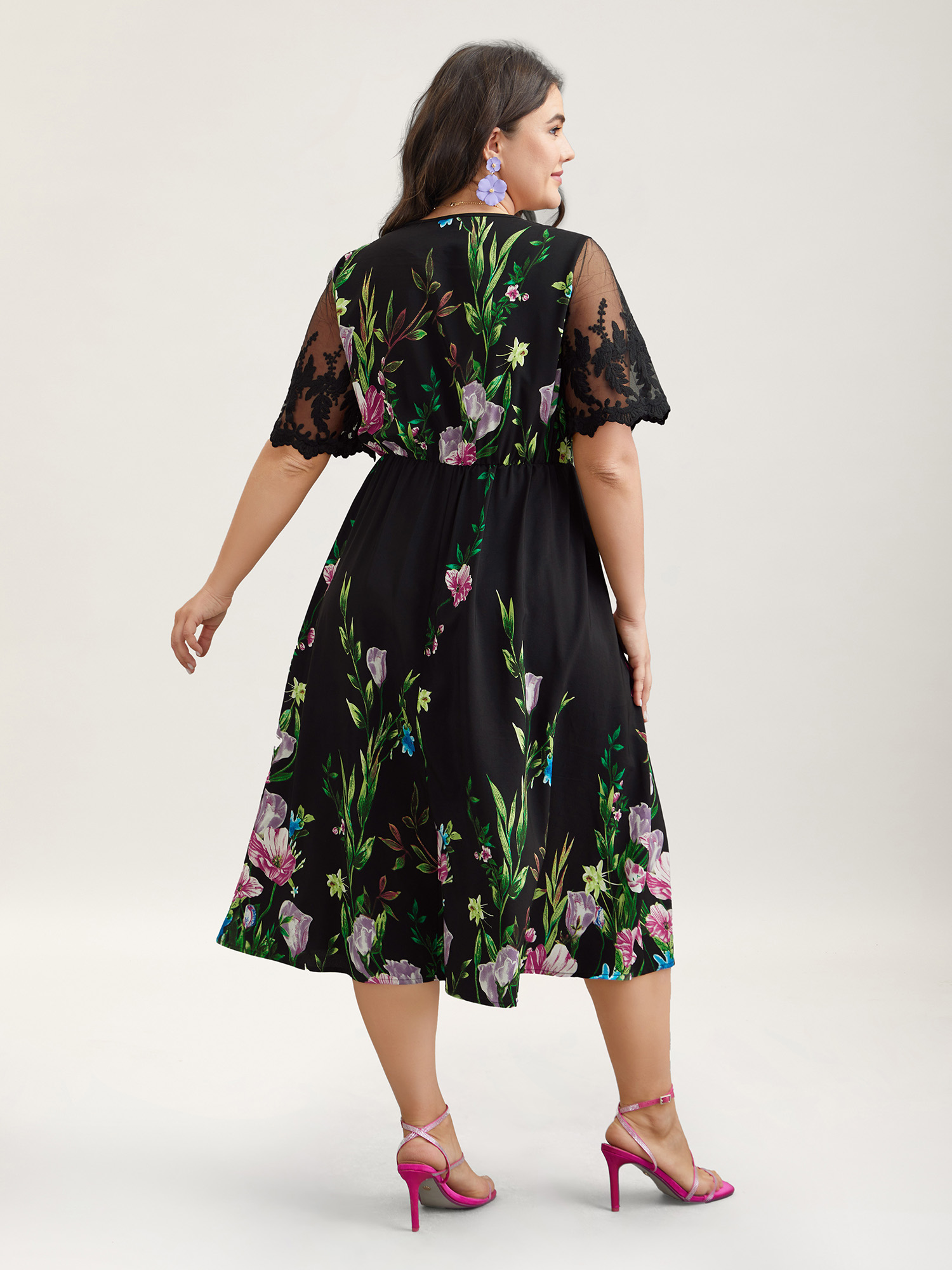 Plus Size Floral Print Flared Sleeve Spliced Midi Dress Black Women Elegant See through Round Neck Short sleeve Curvy BloomChic 30/6X 