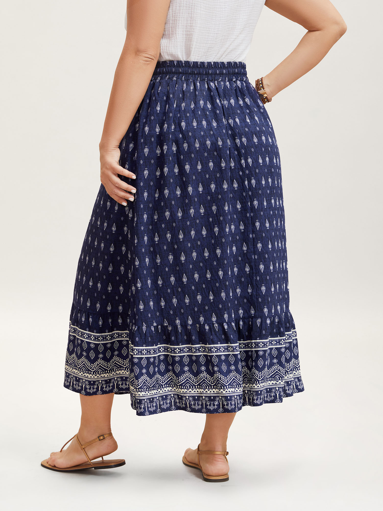 Plus Size Boho Print Pleated Drawstring Midi Skirt Women Indigo Resort Drawstring No stretch Slanted pocket Vacation Skirts BloomChic 14-16/1X 
