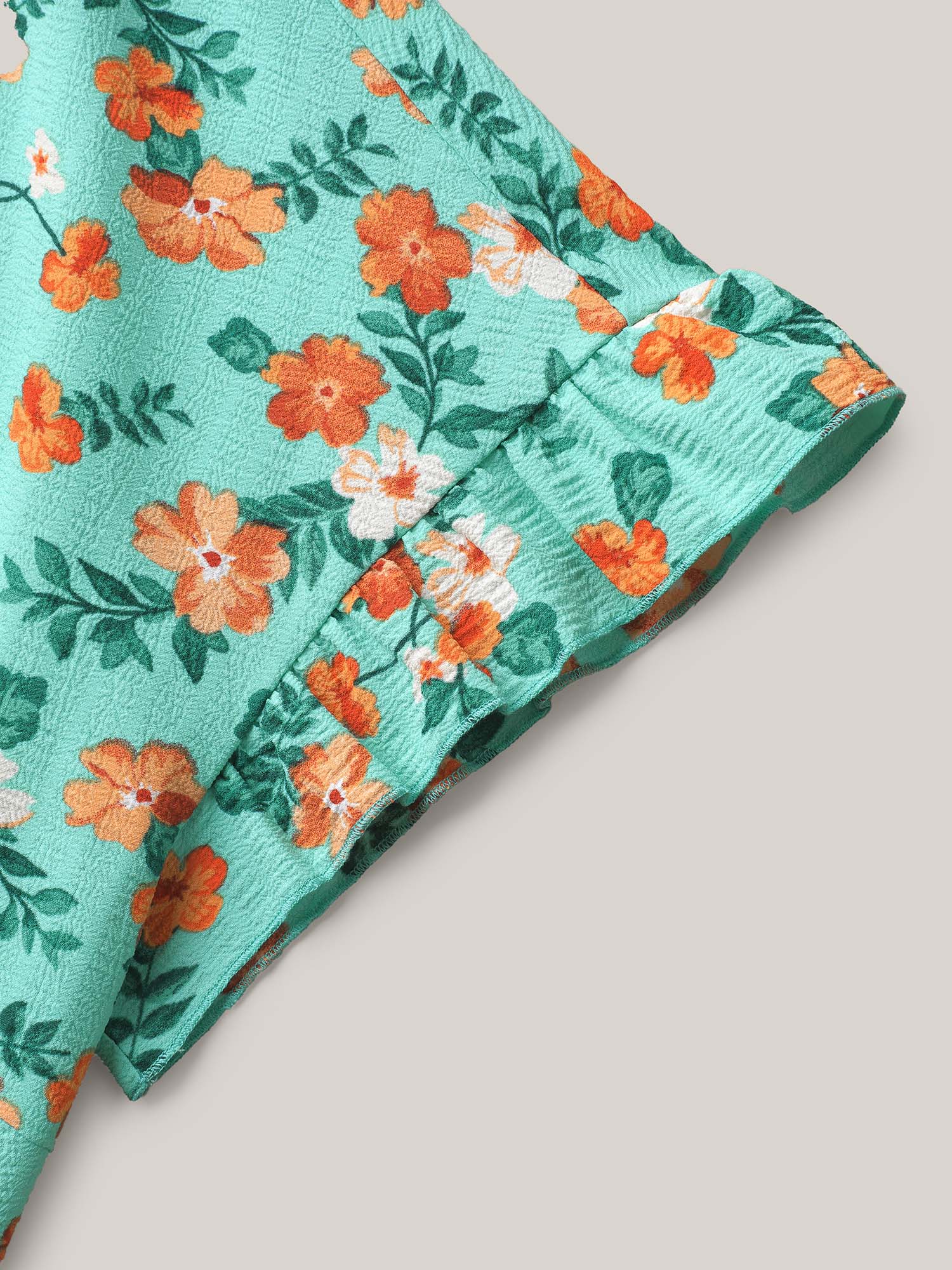 Plus Size Floral Print Ruffled Pockets Midi Dress Turquoise Women Elegant Texture Round Neck Short sleeve Curvy BloomChic 26/4X 