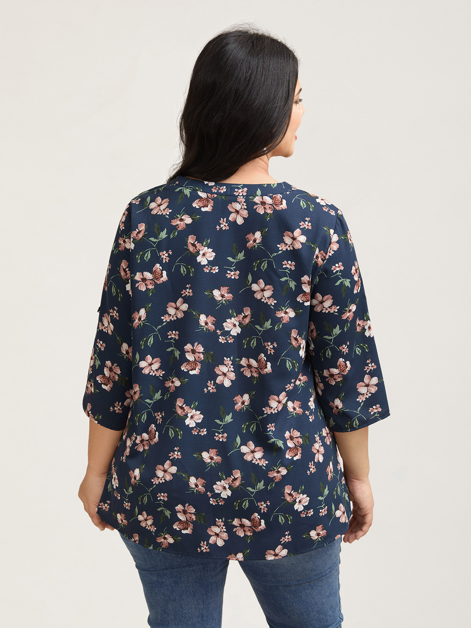 Plus Size Indigo Floral Print Tab Sleeve Pintuck Shirt Women Elegant Elbow-length sleeve Notched collar Everyday Blouses BloomChic 18-20/2X 