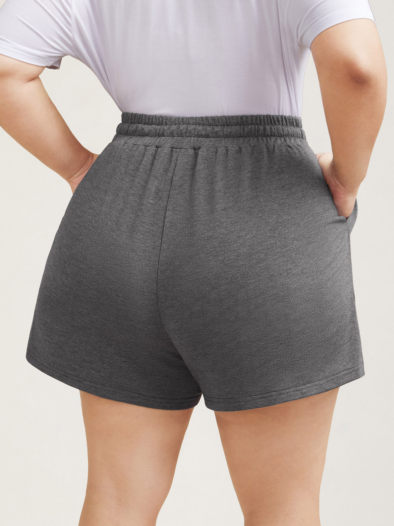 Plus Size Color Contrast Heather Straight-Leg Shorts Women DimGray Casual Contrast Loose Everyday Shorts BloomChic 12/L 