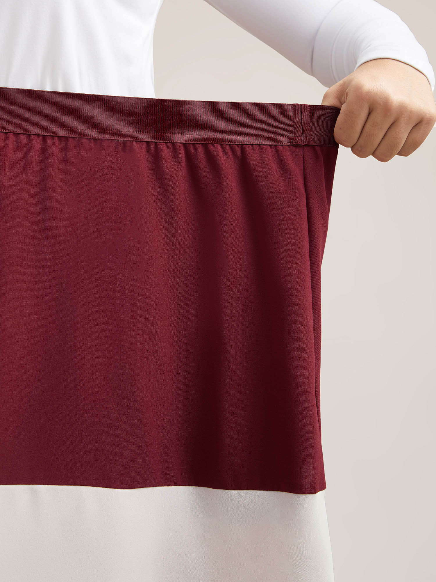 Plus Size Color Block Tiered Midi Skirt Women Scarlet Elegant Contrast Loose Low stretch Side seam pocket Everyday Skirts BloomChic 26/4X 
