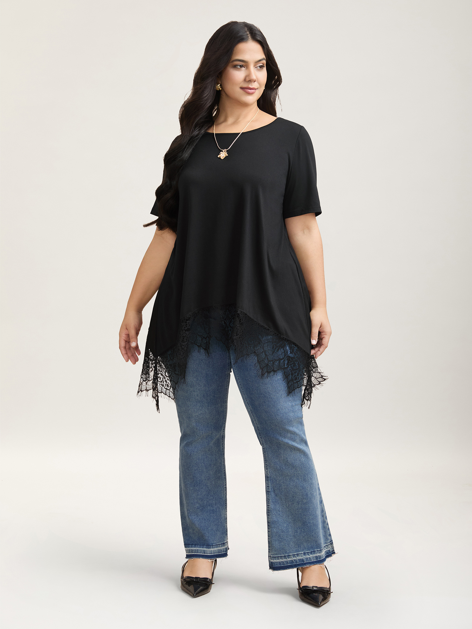 Plus Size Lace Trim Round Neck Casual T-Shirt Black Women Elegant Patchwork Round Neck Loose Everyday T-shirts BloomChic 22-24/3X 
