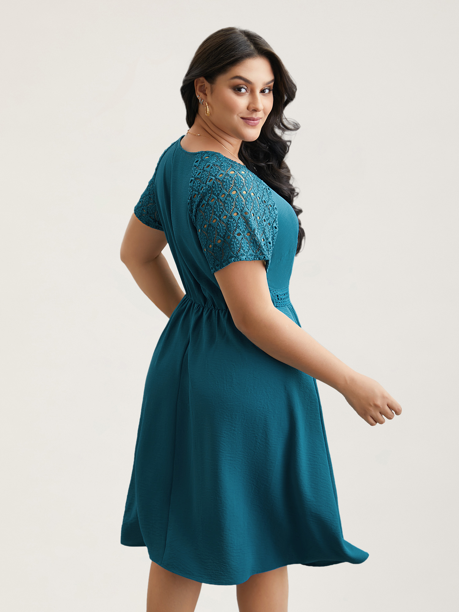 Plus Size Lace Cut-Out Raglan Sleeve Pockets Midi Dress Aegean Women Elegant Woven ribbon&lace trim Round Neck Short sleeve Curvy BloomChic 22-24/3X 