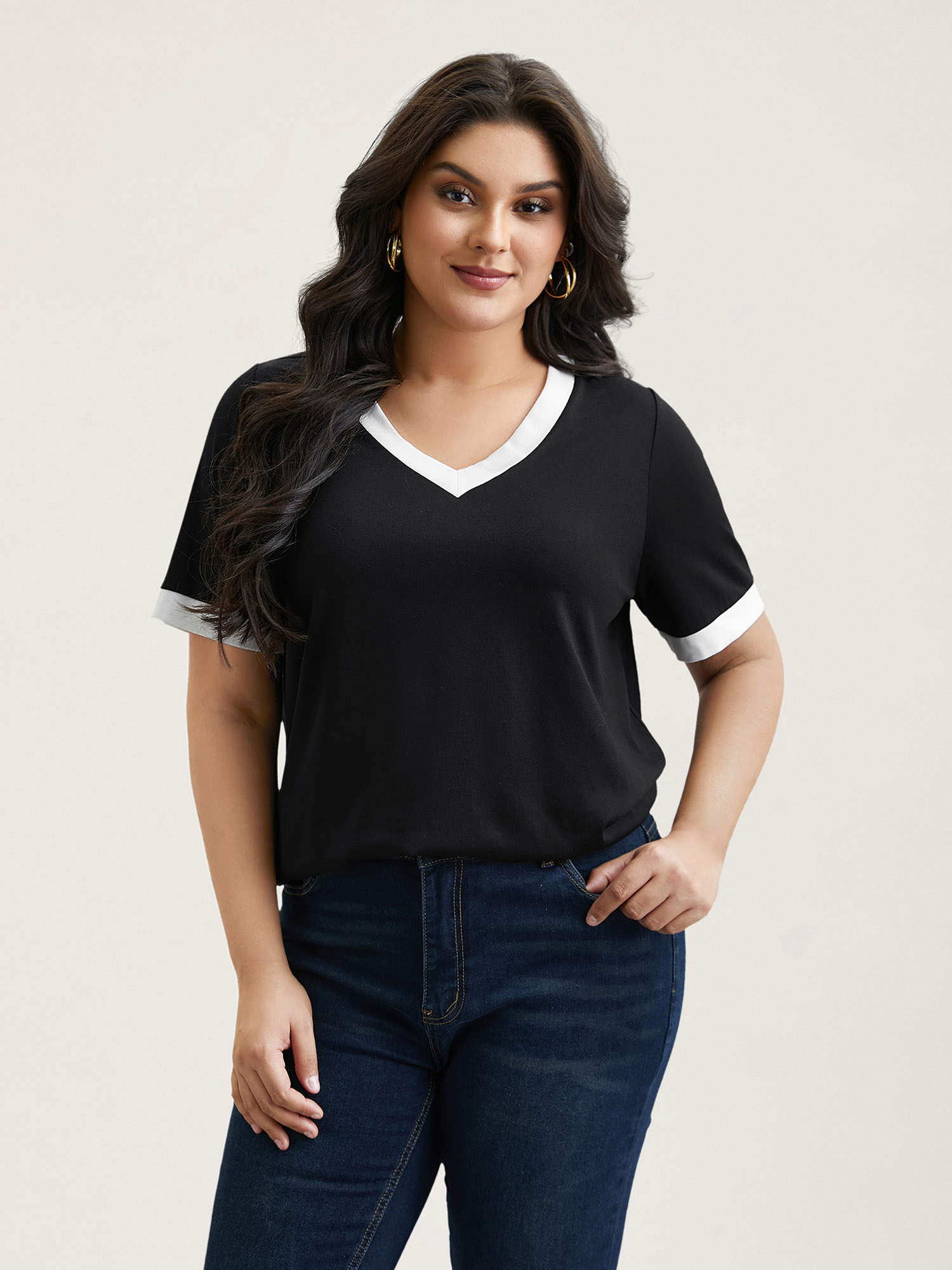 Plus Size Color-Block Stretchy V-Neck T-Shirt Black Women Casual Contrast V-neck Everyday T-shirts BloomChic 18-20/2X 