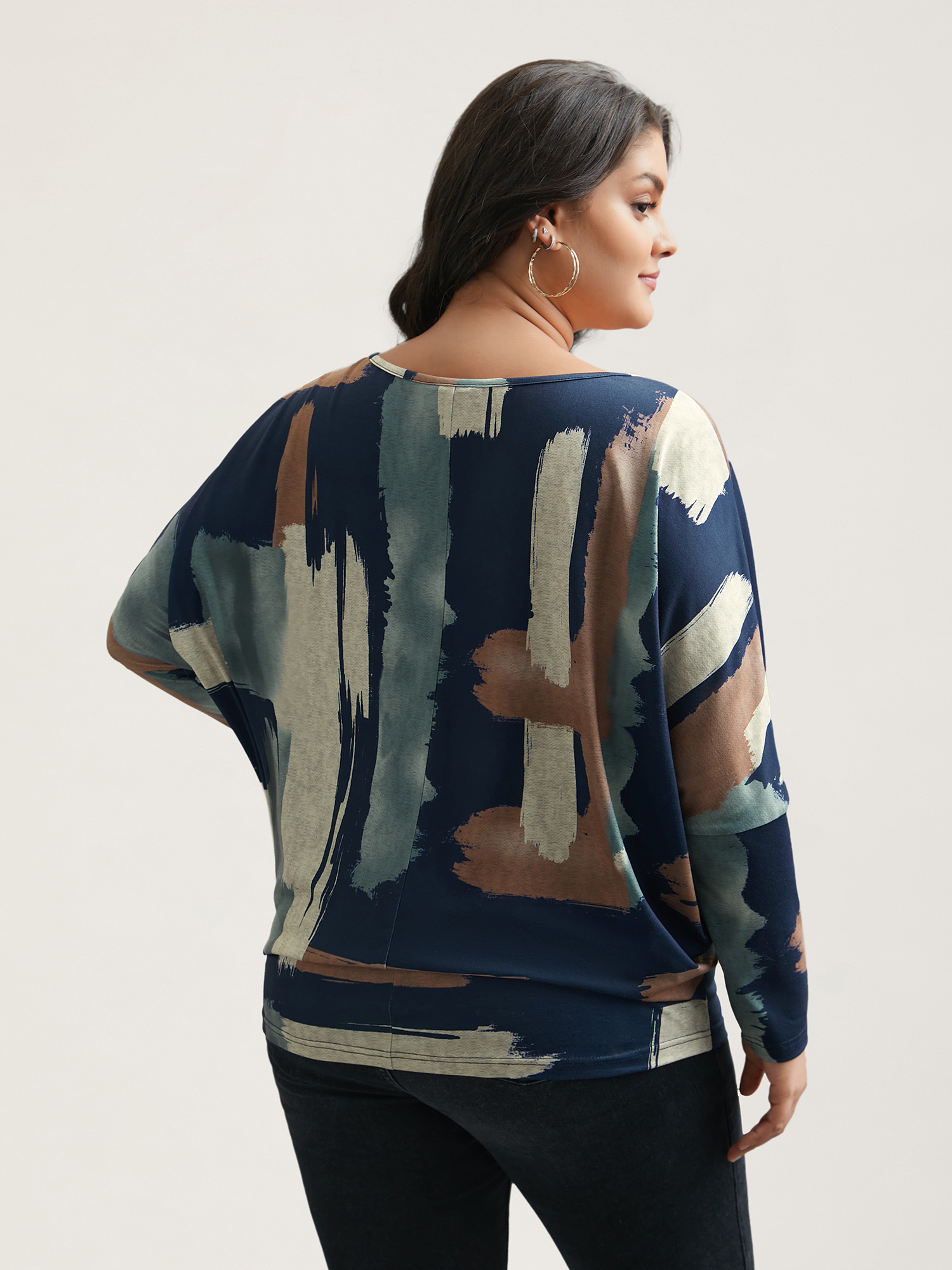 Plus Size Abstract Print Dolman Sleeve T-Shirt Multicolor Women Casual Contrast Boat Neck Everyday T-shirts BloomChic 10/M 