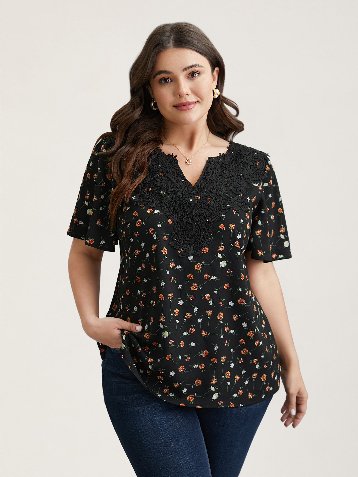 

Plus Size Black Lace Spliced Floral Print Notched Collar Blouse Women Elegant Short sleeve Notched collar Everyday Blouses BloomChic