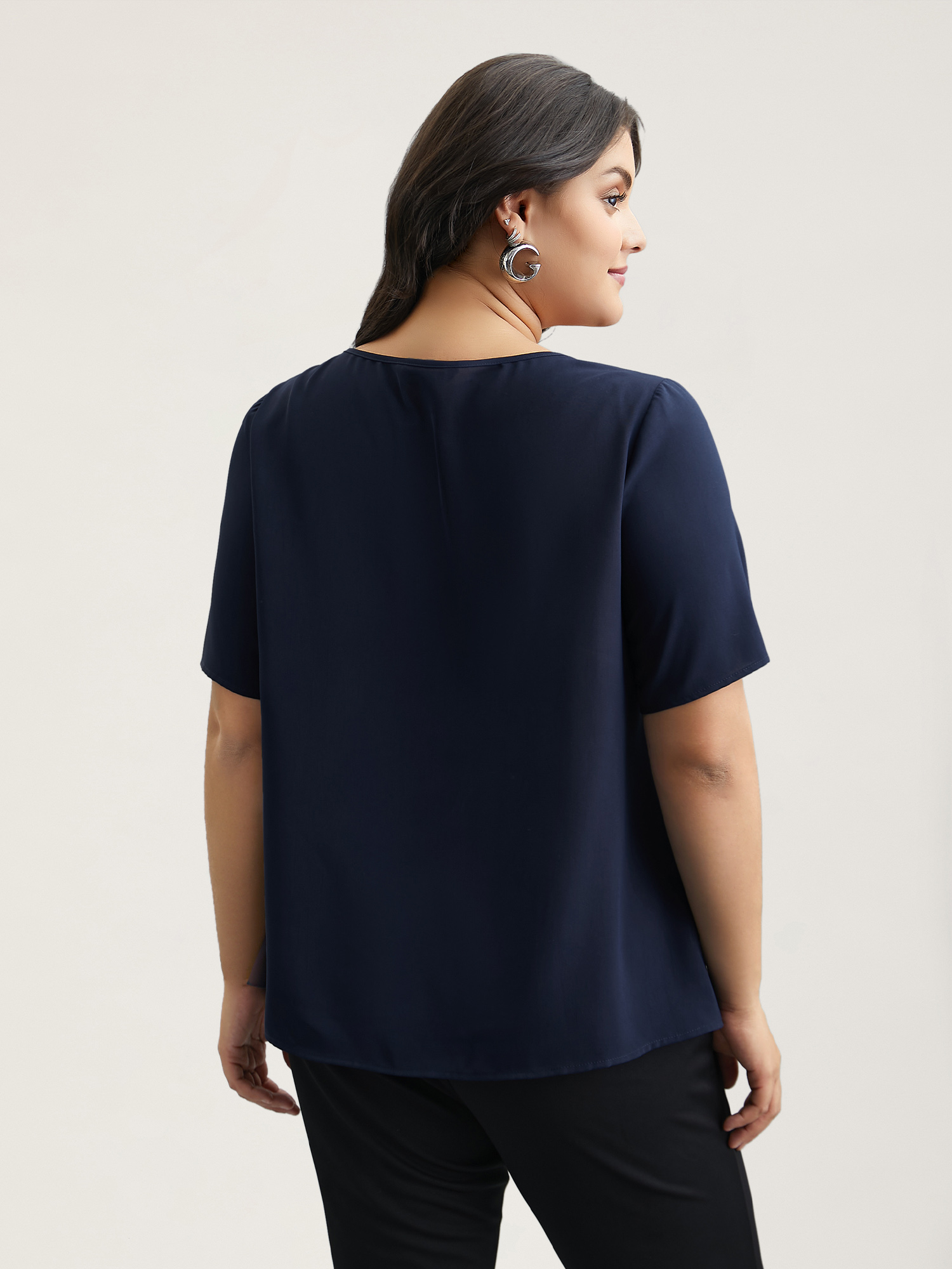 Plus Size Indigo Neck Cut-Out Color Contrast Shirt Women At the Office Short sleeve Round Neck Work Blouses BloomChic 30/6X 