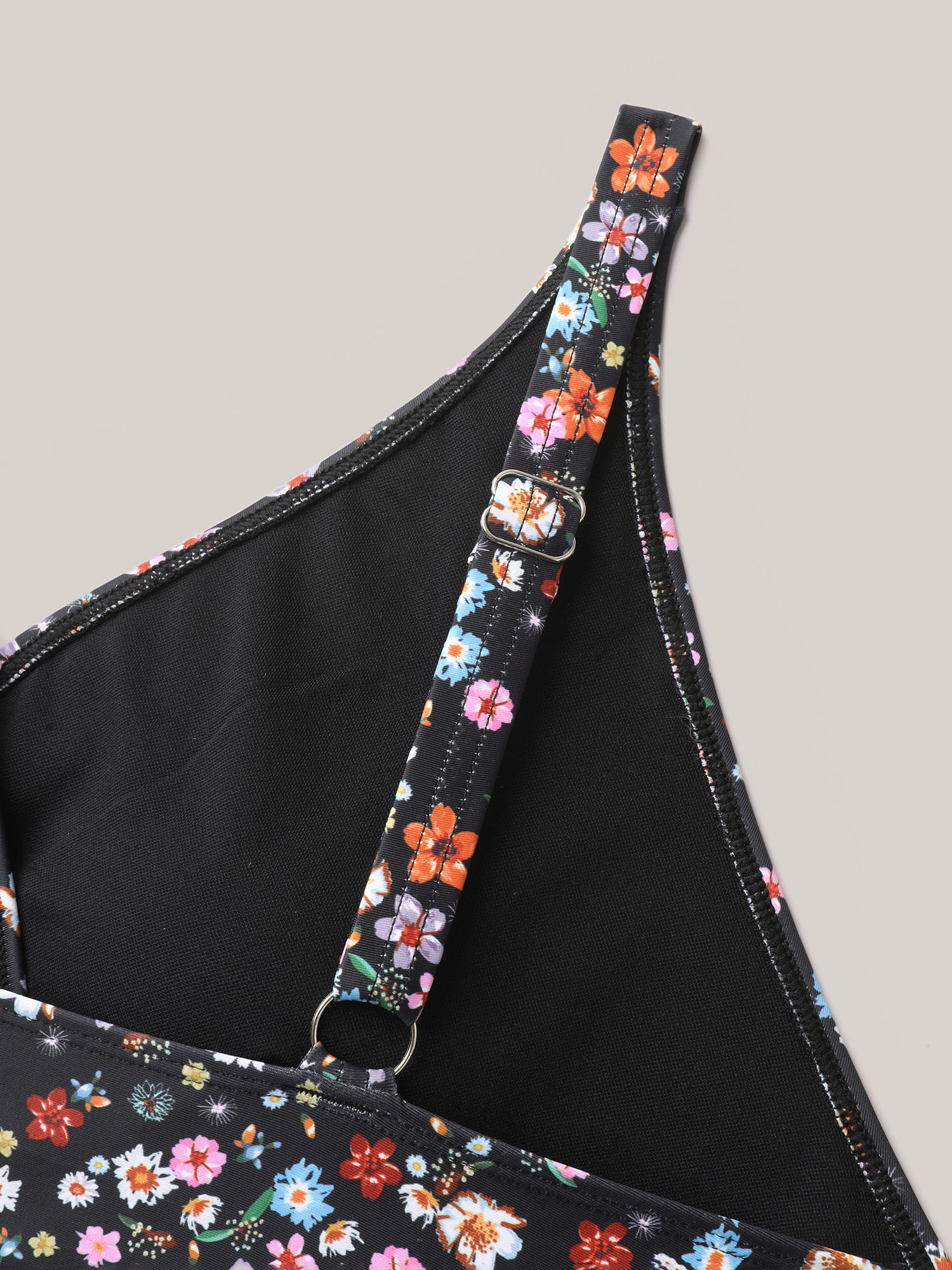 Plus Size Floral Tied Waist Defining One-Piece Swimsuit Women`s Swimwear Black Beach Tie knot Curve Bathing Suits High stretch One Pieces BloomChic 28/5X 