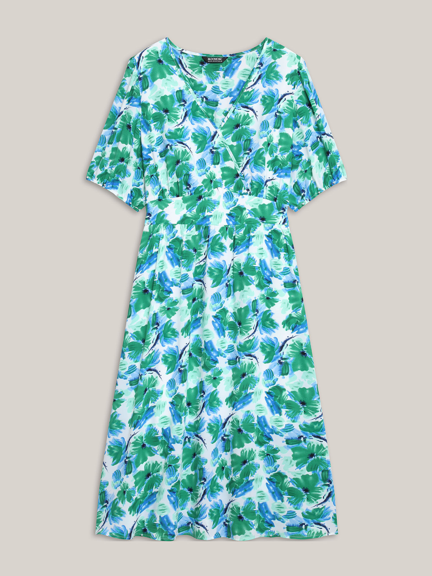 Plus Size Brush Stroke Floral Surplice Neck Midi Dress Mediumblue Women Elegant Gathered Overlap Collar Short sleeve Curvy BloomChic 10/M 