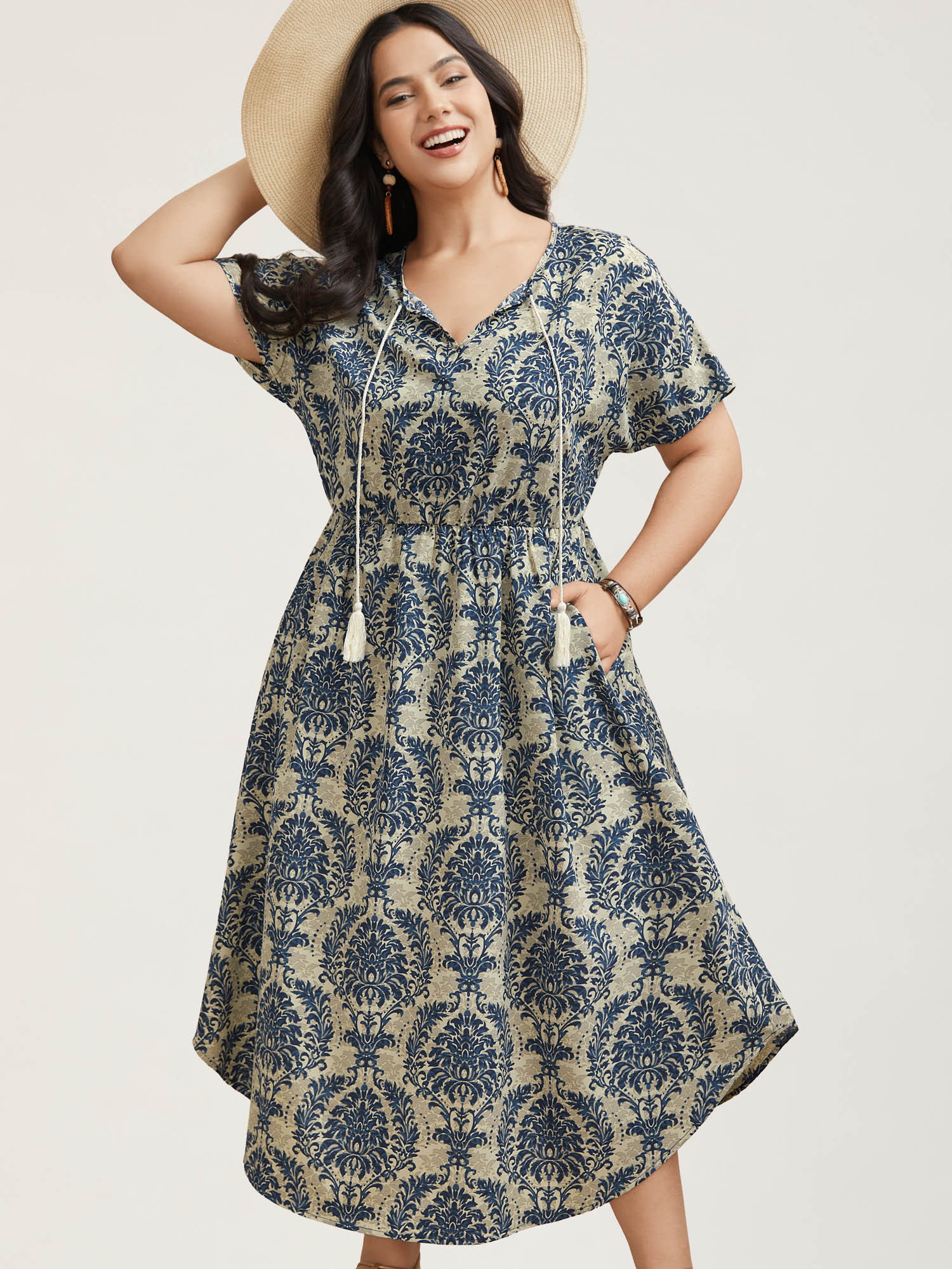 

Plus Size Ornate Print Curvy Hem Tied Maxi Dress Navy Women Resort Tie knot V-neck Short sleeve Curvy BloomChic