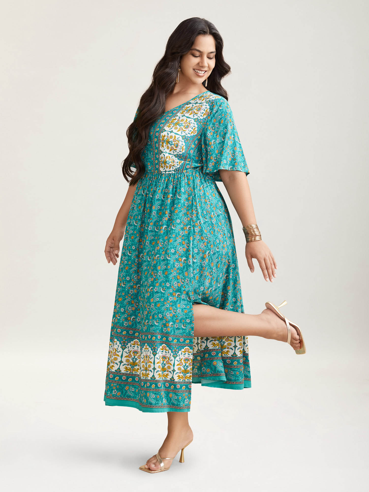 Plus Size Boho Floral Print V-Neck Maxi Dress Cerulean Women Resort Non V-neck Half Sleeve Curvy BloomChic 12/L 