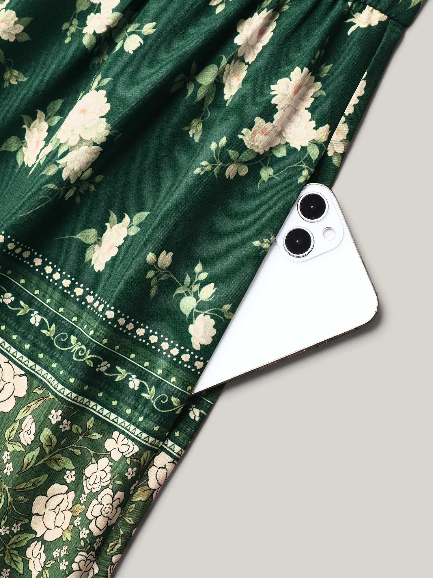 Plus Size Floral Print Off Sleeve Pockets Midi Dress DarkGreen Women Resort Non V-neck Sleeveless Curvy BloomChic 18-20/2X 