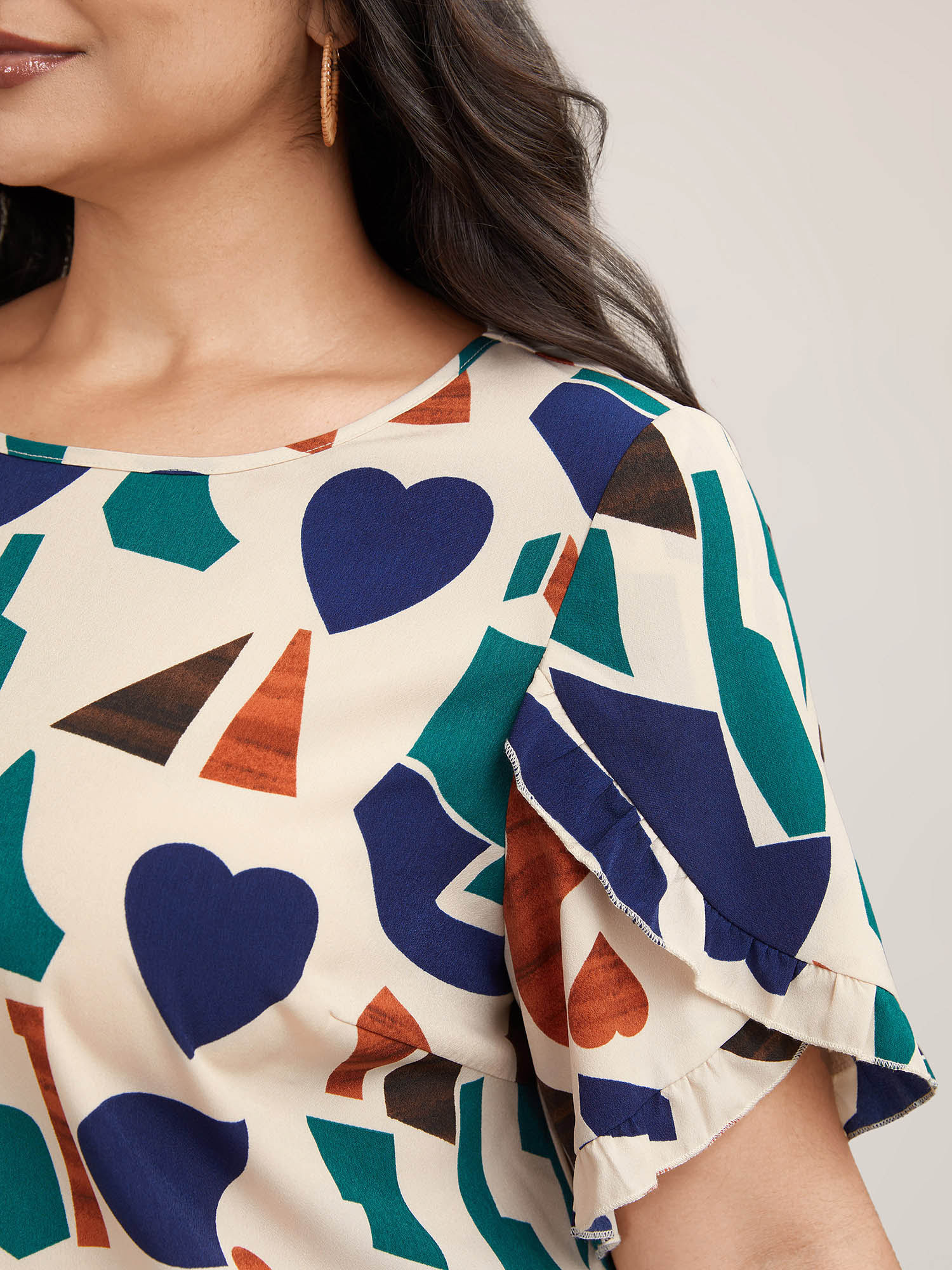 Plus Size Apricot Abstract Print Round Neck Half Sleeve Shirt Women Resort Short sleeve Round Neck Vacation Blouses BloomChic 22-24/3X 