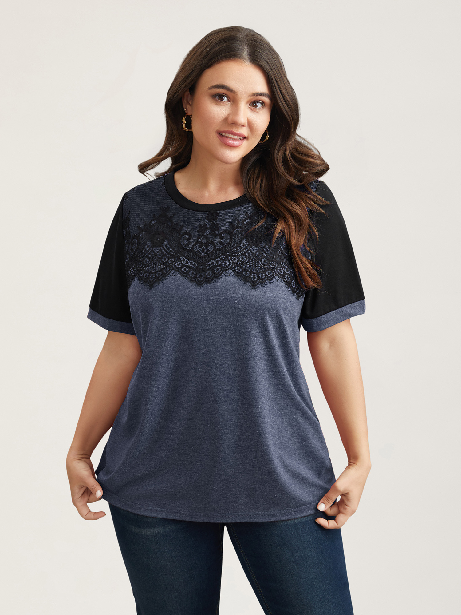 Plus Size Stretchy Scalloped Lace Color Contrast T-Shirt Indigo Women Elegant Contrast Round Neck Everyday T-shirts BloomChic 28/5X 