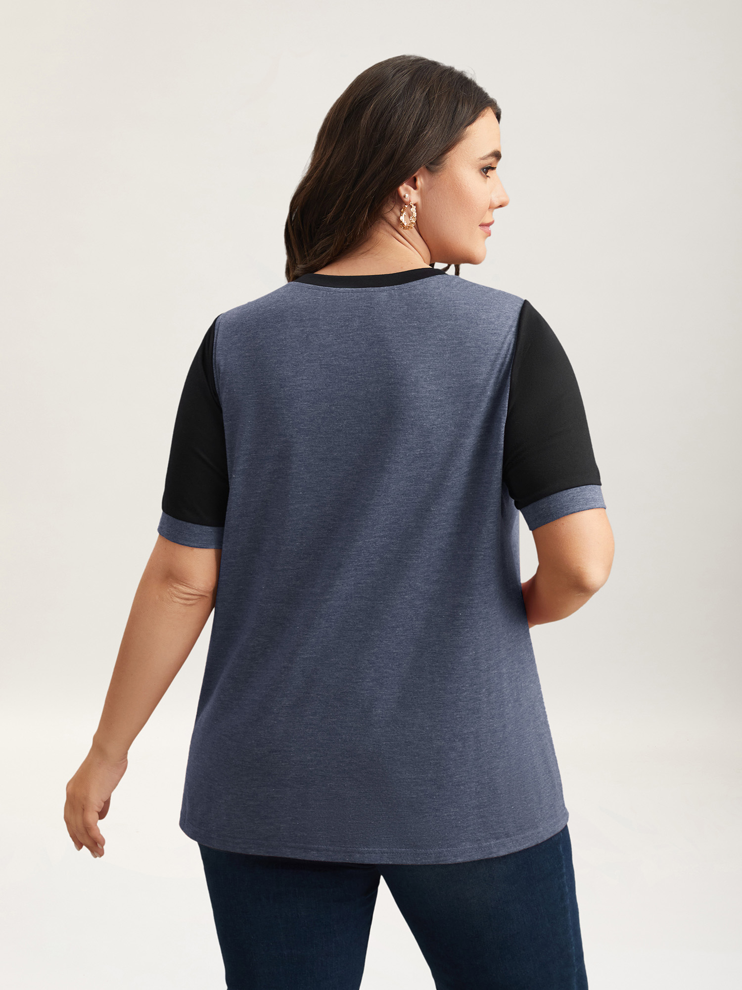 Plus Size Stretchy Scalloped Lace Color Contrast T-Shirt Indigo Women Elegant Contrast Round Neck Everyday T-shirts BloomChic 28/5X 