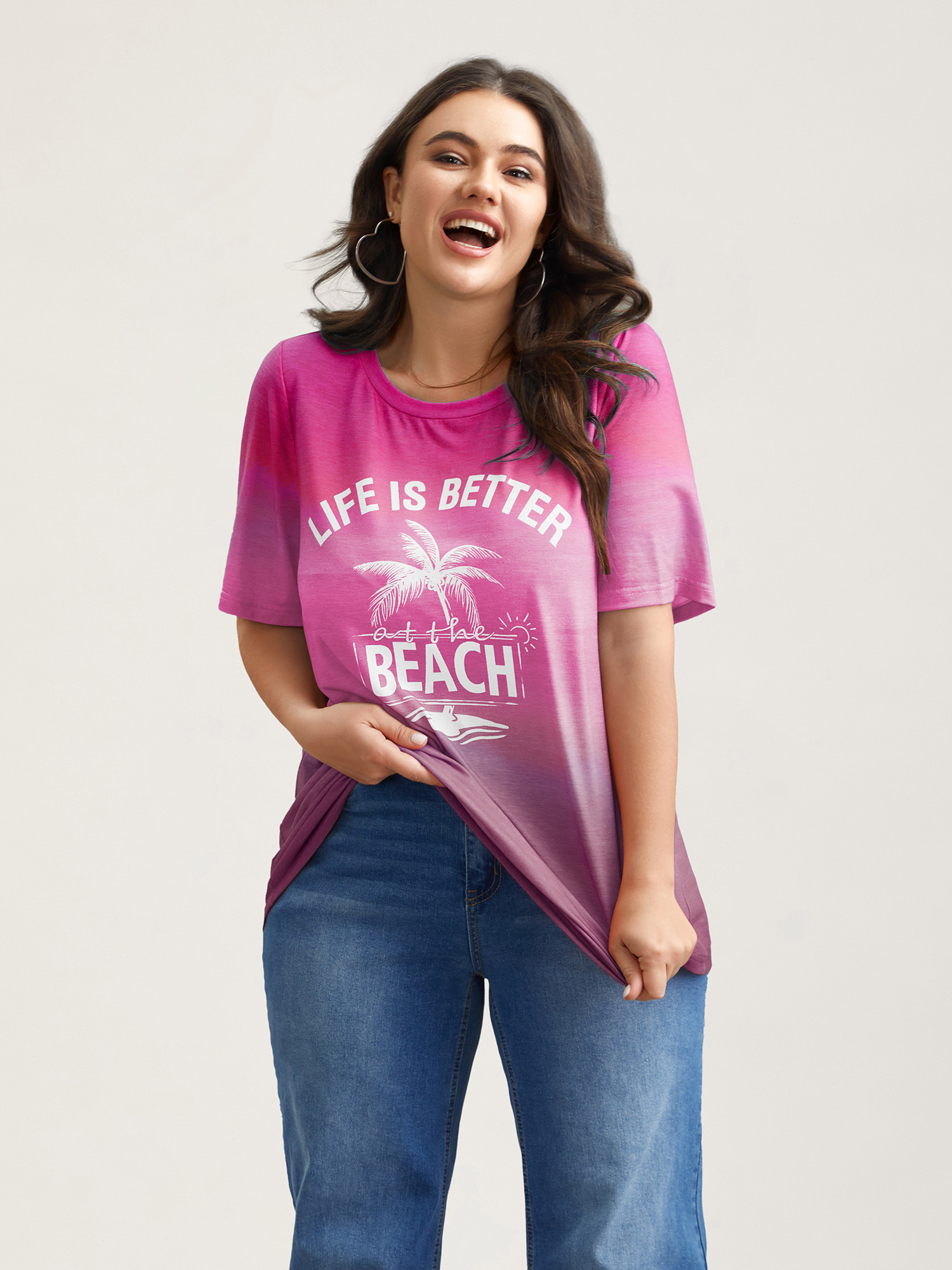 

Plus Size Gradient Beach Print Fitted T-Shirt Plum Women Casual Contrast Tropical Round Neck Everyday T-shirts BloomChic