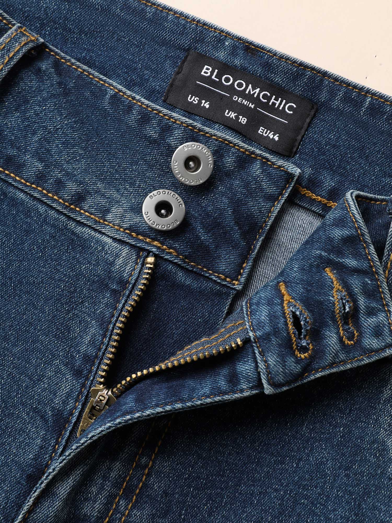 Plus Size Whiskered Wash Mid-Rise Skinny-Fit Jeans Women Denimblue Casual Non High stretch Slanted pocket Jeans BloomChic 26/4X 