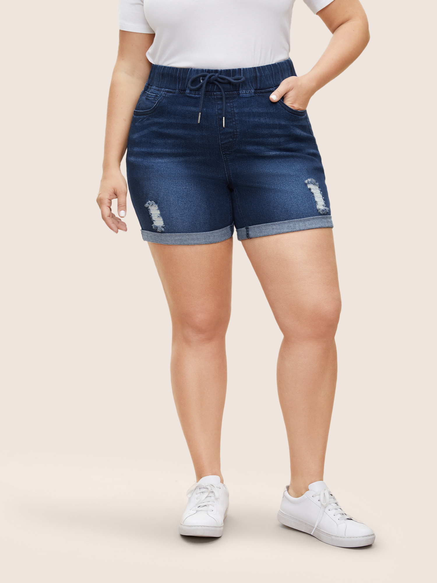 

Plus Size Distressed Drawstring Roll Hem Denim Shorts Women Indigo Drawstring High stretch Everyday Slanted pocket Casual Denim Shorts BloomChic