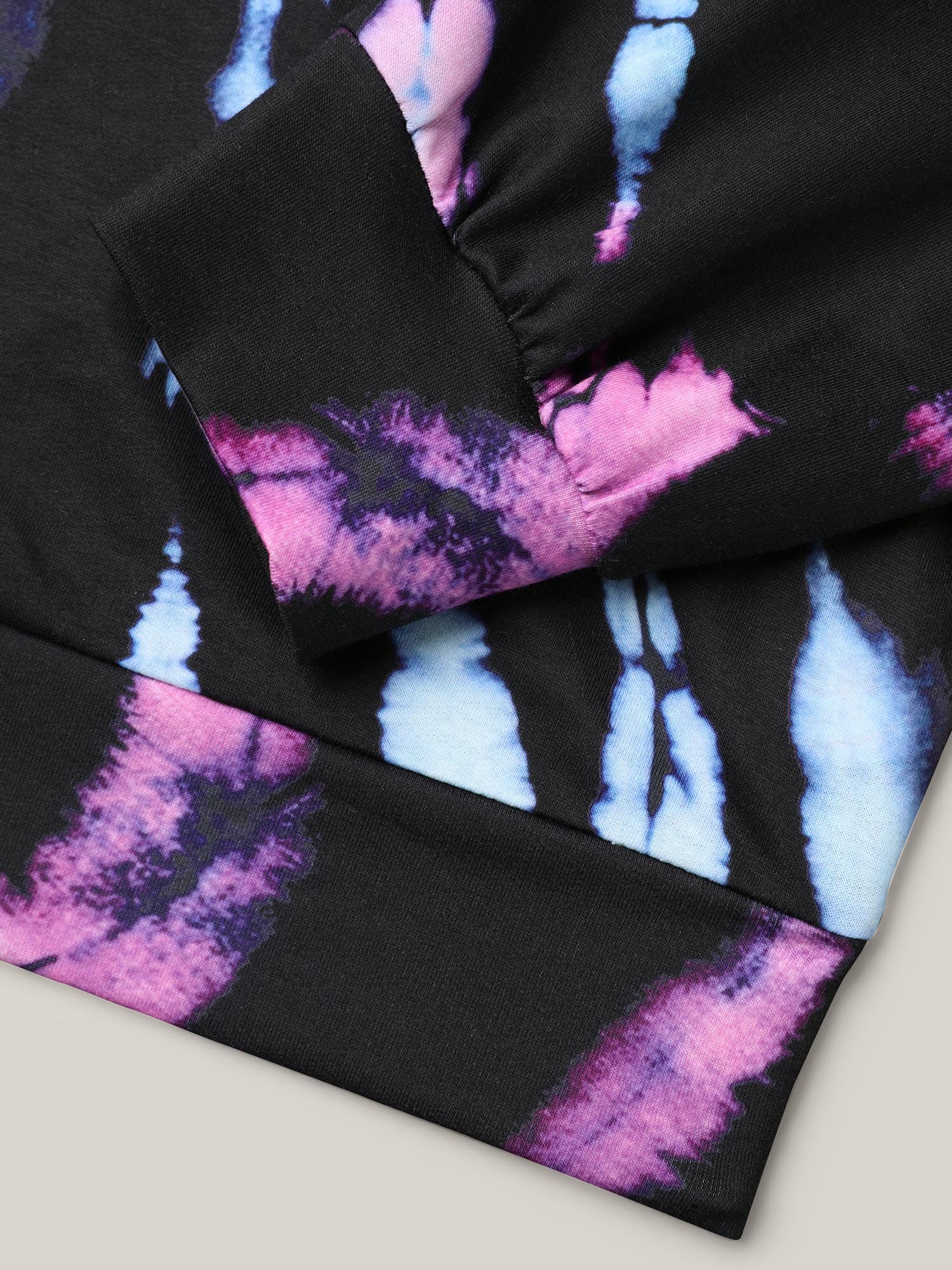 Plus Size Tie-Dye Stretchy Crew Neck Sweatshirt Women Black Casual Contrast Round Neck Everyday Sweatshirts BloomChic 30/6X 