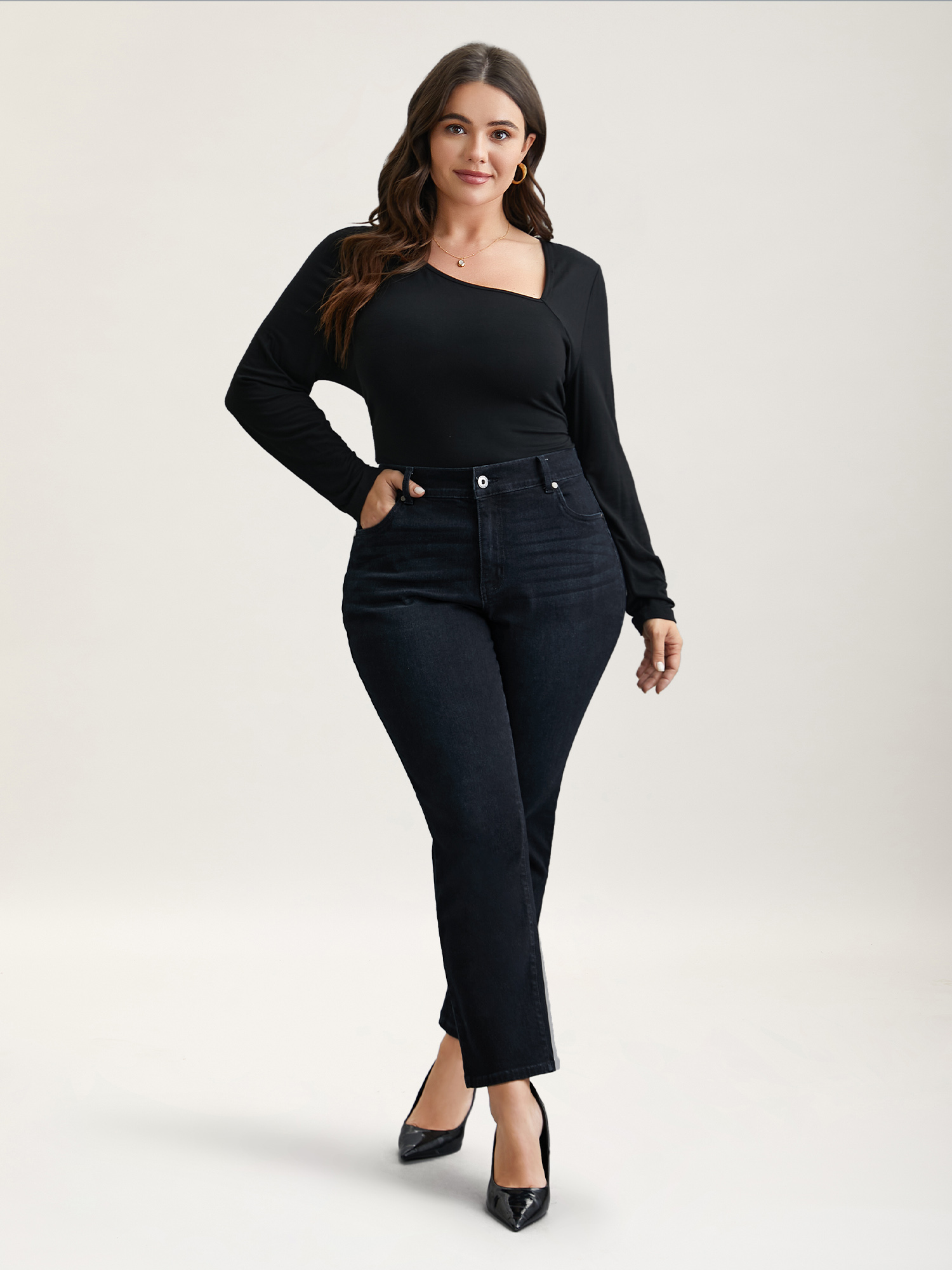 

Plus Size Whiskered Mid-Rise Skinny-Fit Jeans Women Denimcharcoal Elegant Button Medium stretch Slanted pocket Jeans BloomChic