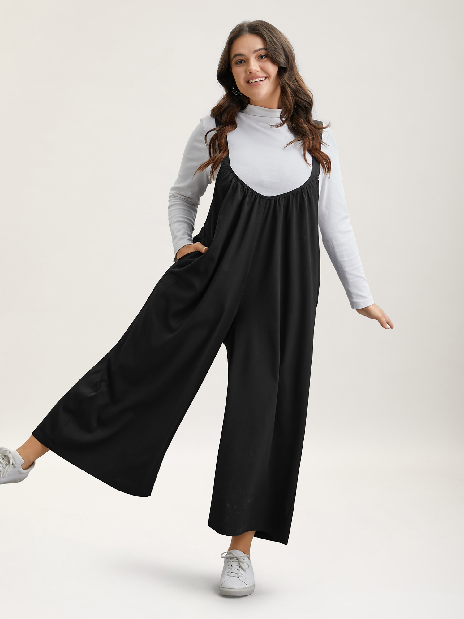 Plus Size Black Adjustable Straps Pockets Plain Flared Jumpsuit Women Casual Sleeveless Non Everyday Loose Jumpsuits BloomChic 22-24/3X 