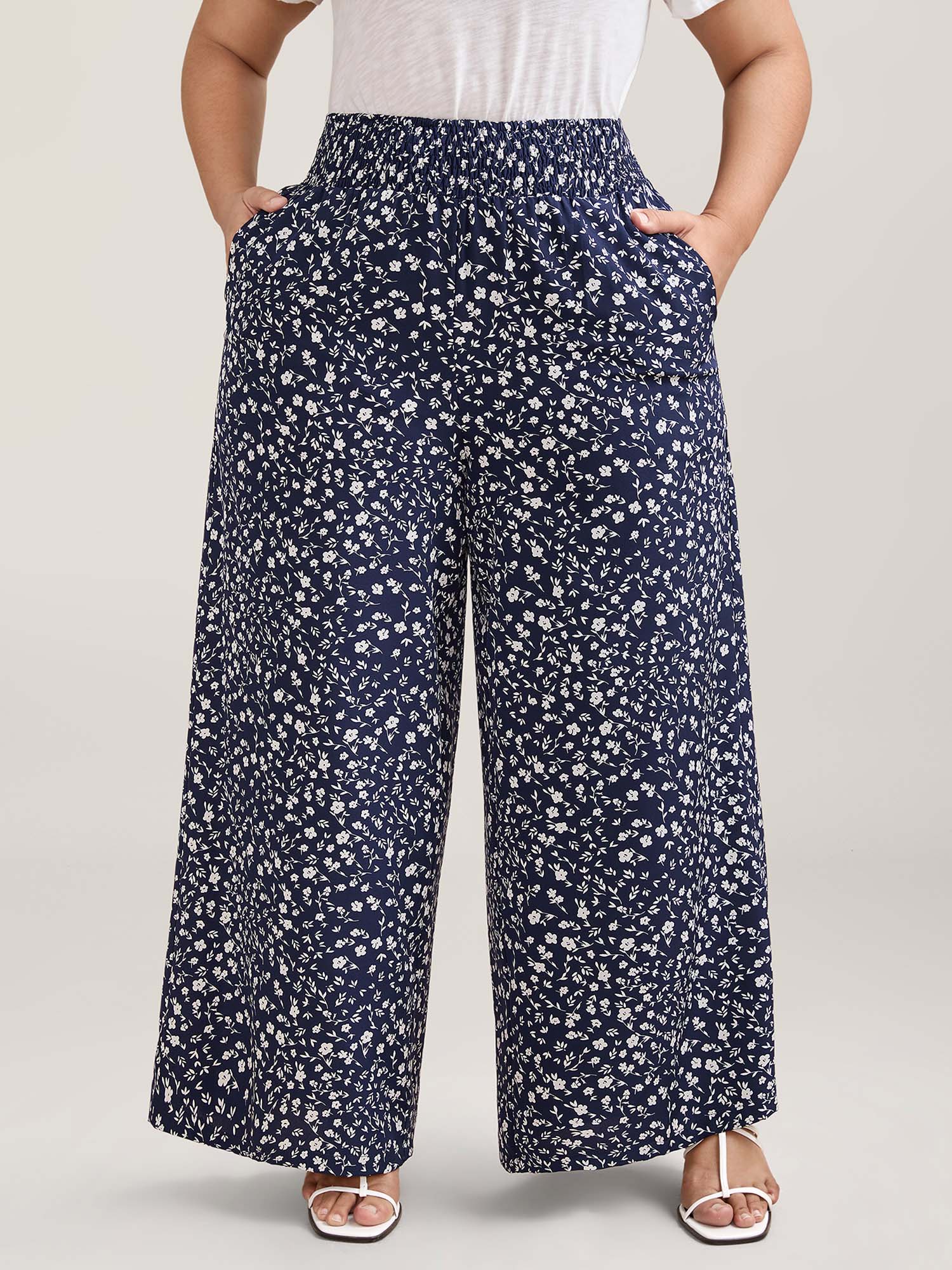 

Plus Size Ditsy Floral Print Shirred Wide-Leg Pants Women Indigo Elegant Wide Leg Mid Rise Everyday Pants BloomChic